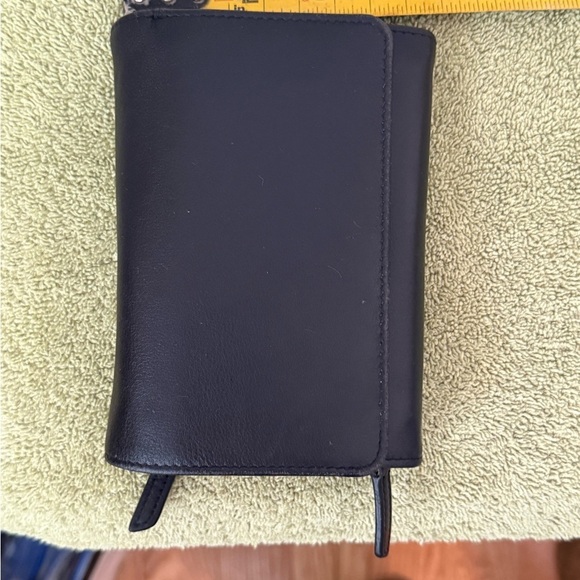 Alfred Dunhill Women's RFD Black Leather Expandable Leather Wallet/Clutch - Picture 3 of 11